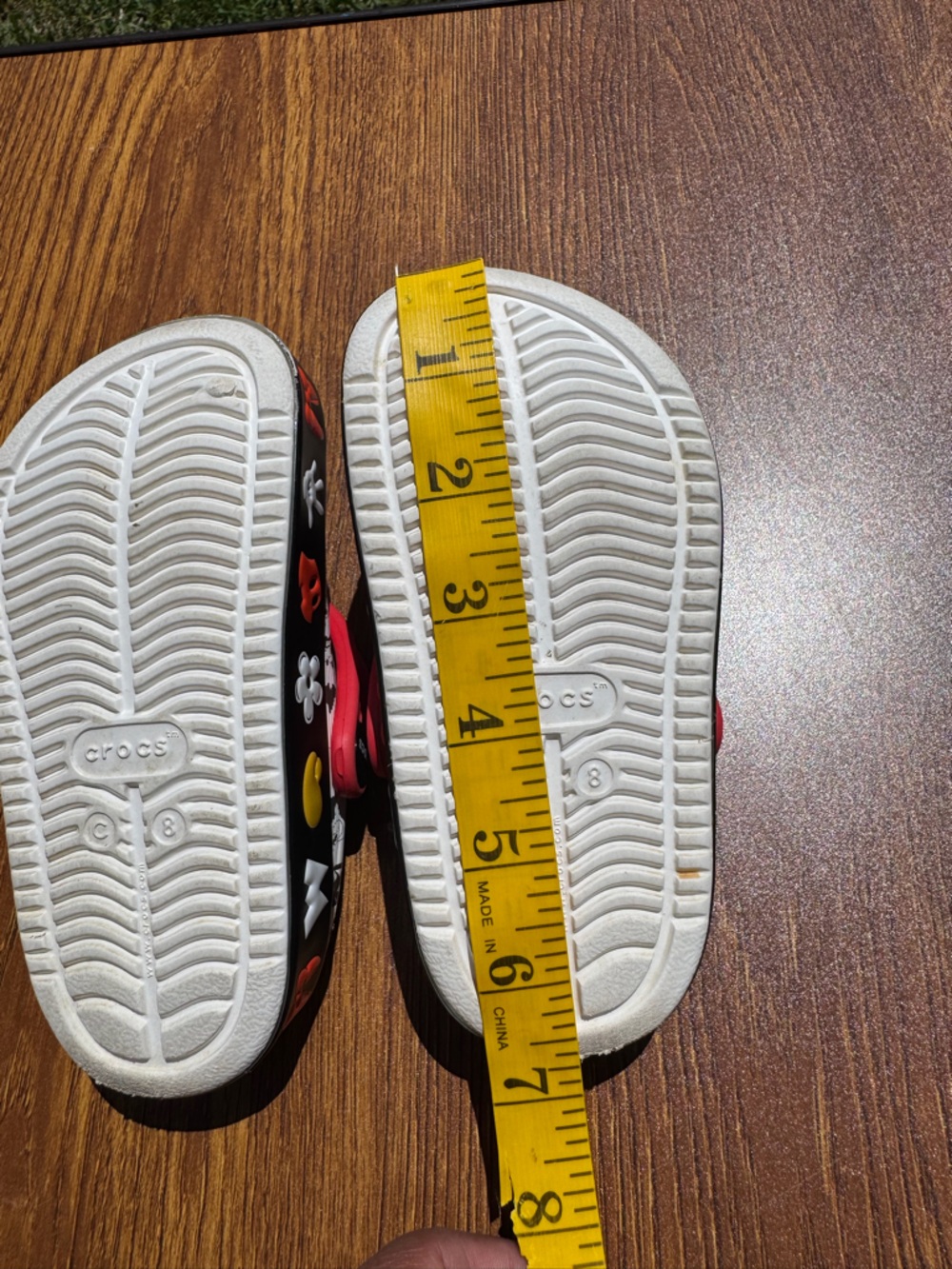 Crocs Kids C8 Mickey Mouse Clogs Red Strap White Black Slip On Shoes - Picture 5 of 5